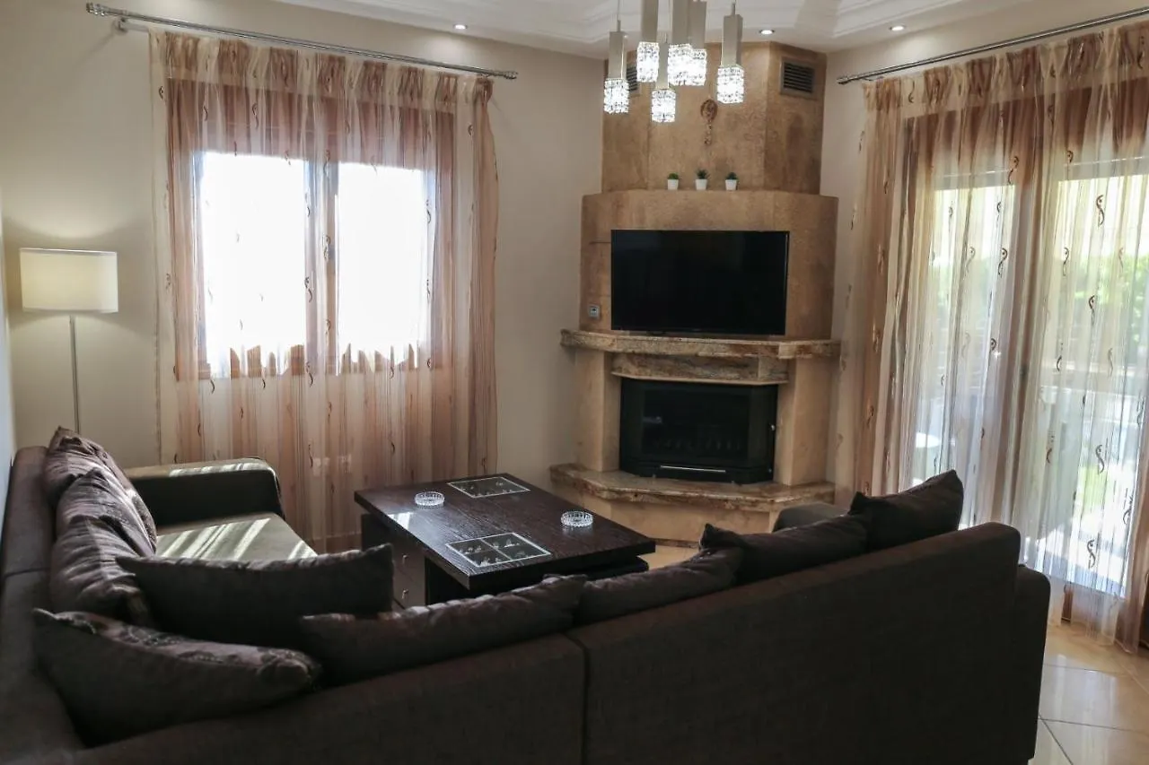 Villa Reve Nea Kallikrateia 0*,
